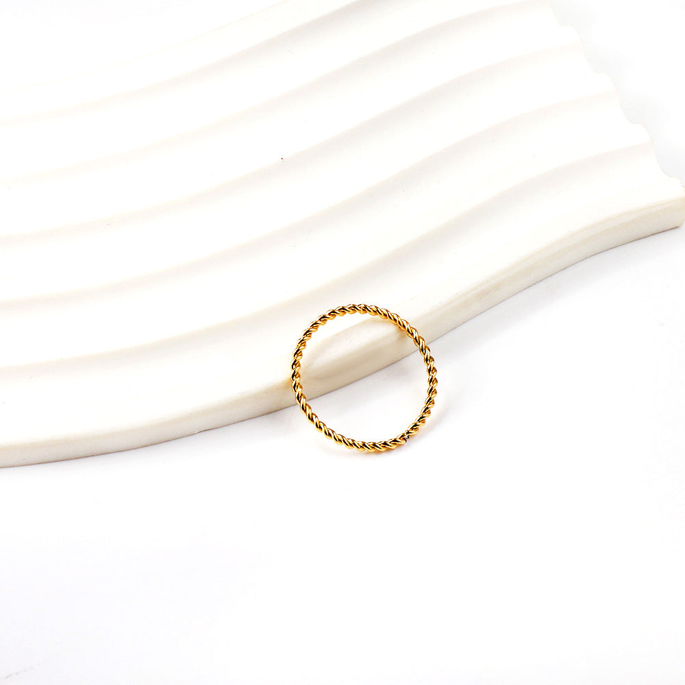 Twist Ring